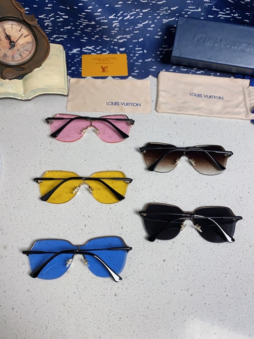 ルイヴィトンサングラス着用イメージ